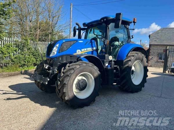 New Holland T7.225 Tratores Agrícolas usados