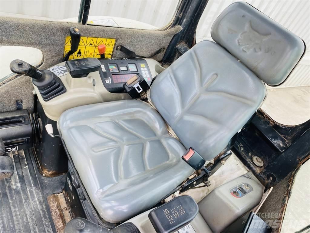 Bobcat 428 Mini Escavadoras <7t