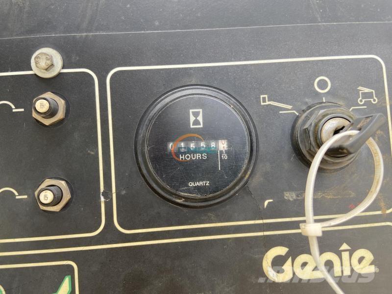 Genie Z51/30J Elevadores braços articulados