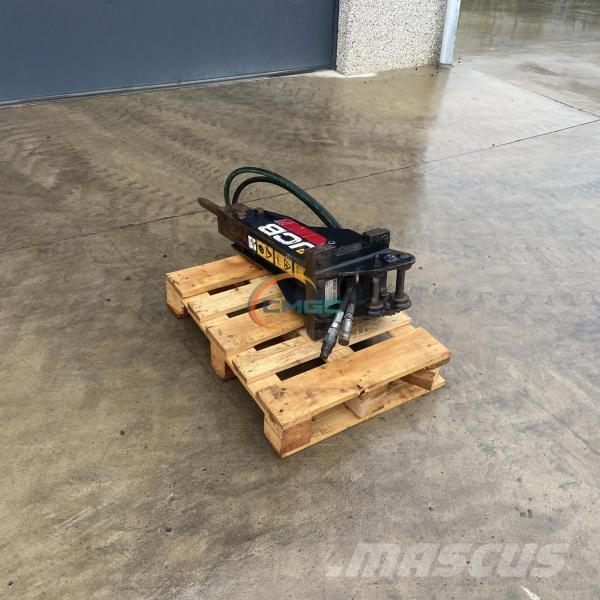 JCB HM012T Martelos Hidráulicos