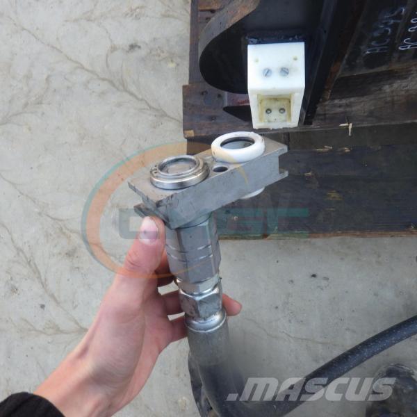 Sandvik CB45S Martelos Hidráulicos