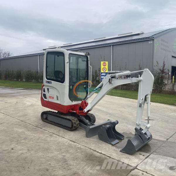Takeuchi TB216 Escavadoras de rodas