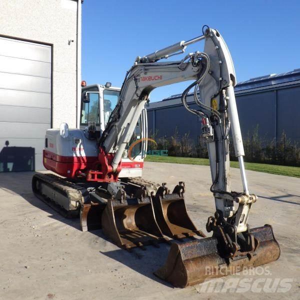 Takeuchi TB260 Escavadoras de rodas