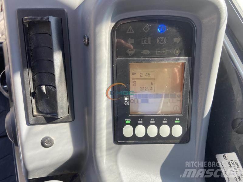 Yanmar VIO38-6 Escavadoras de rodas