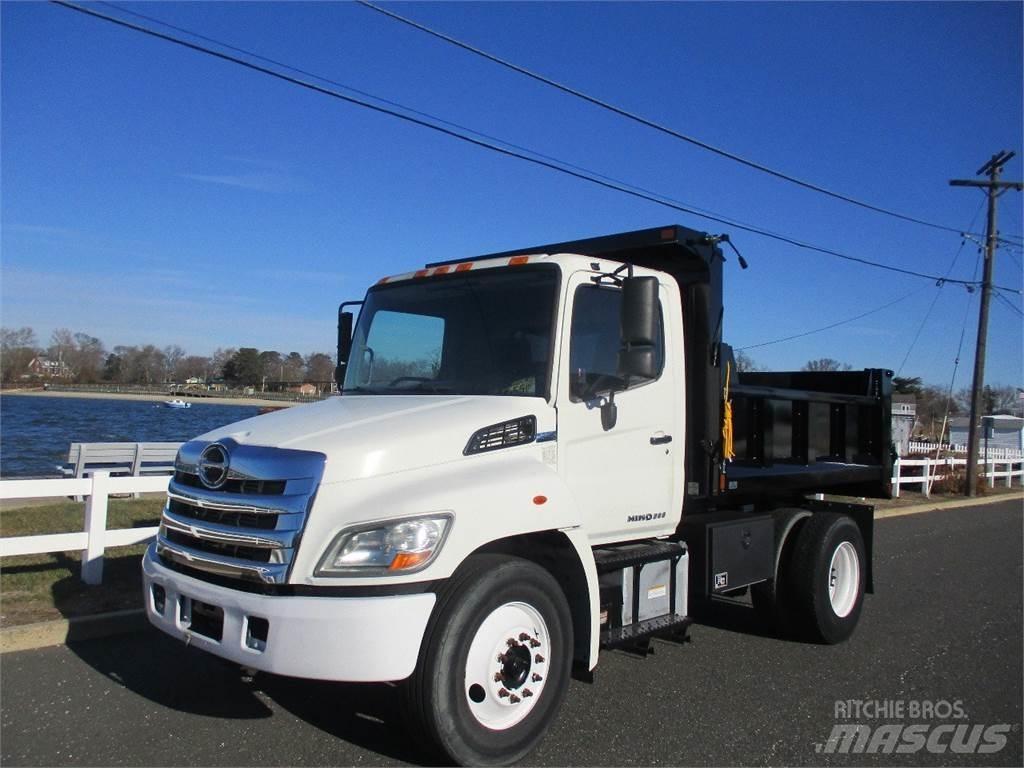 Hino 268 Camiões basculantes