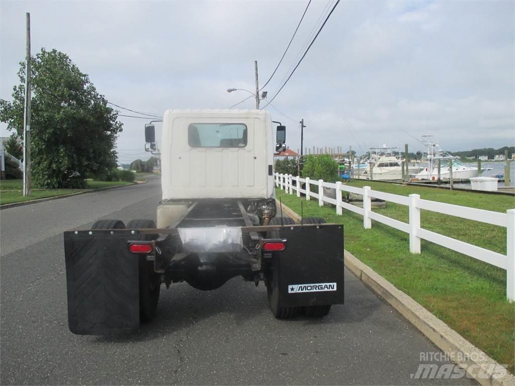 Hino 268 Camiões de chassis e cabine