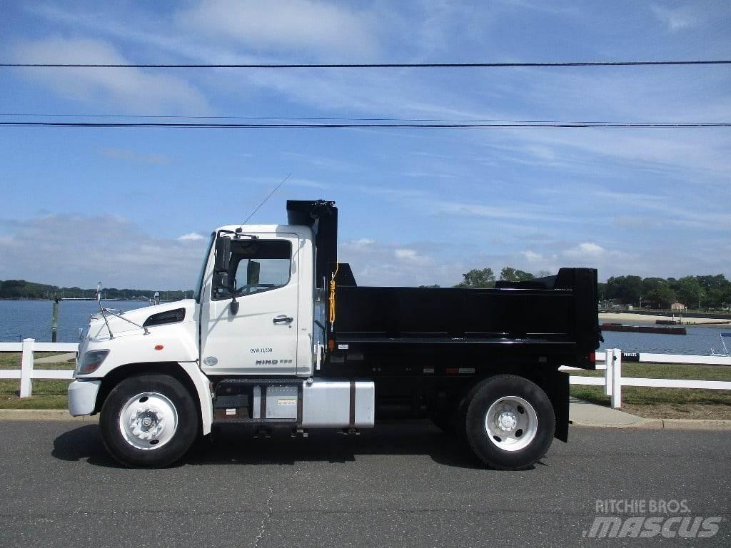 Hino 338 Camiões basculantes
