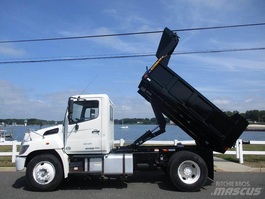 Hino 338 Camiões basculantes