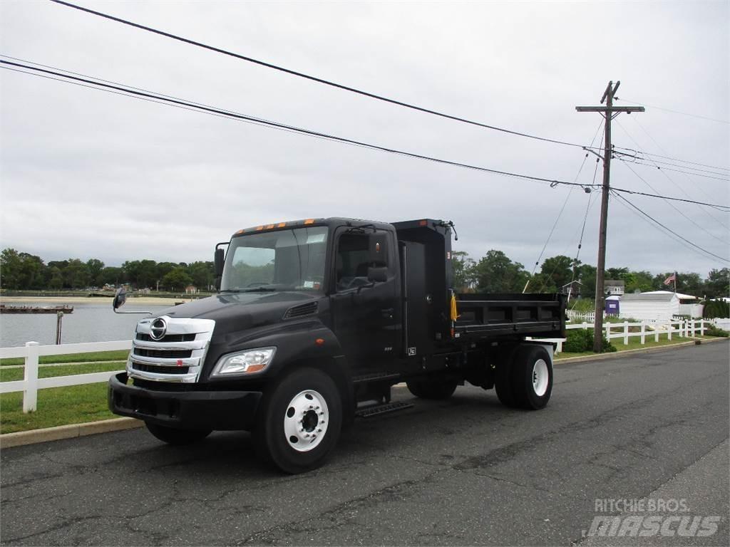 Hino 338 Camiões basculantes