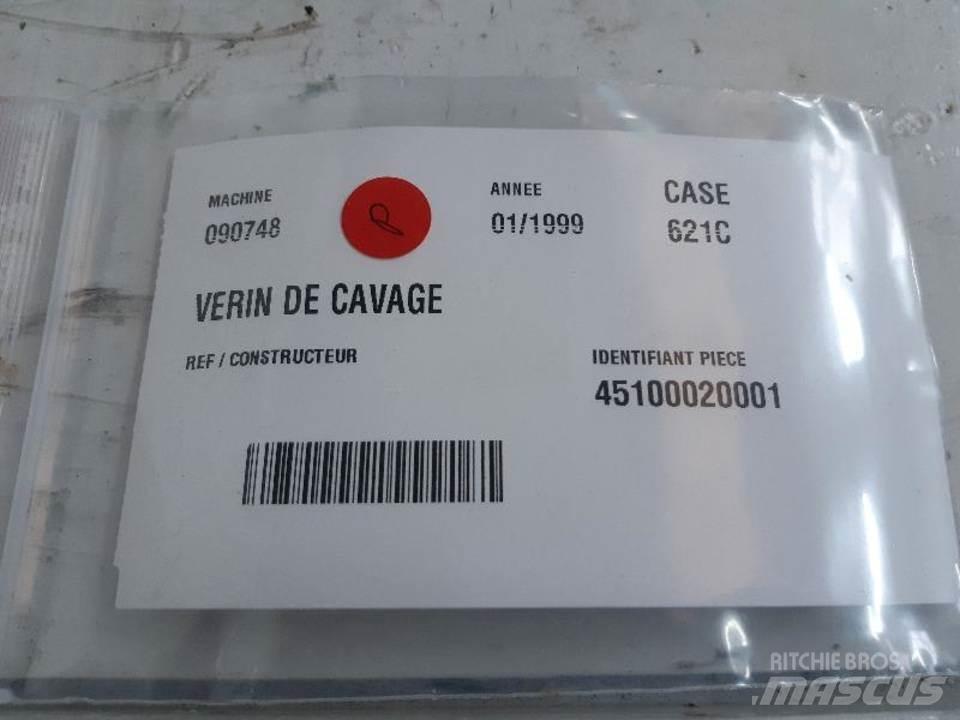CASE 621C Hidráulica