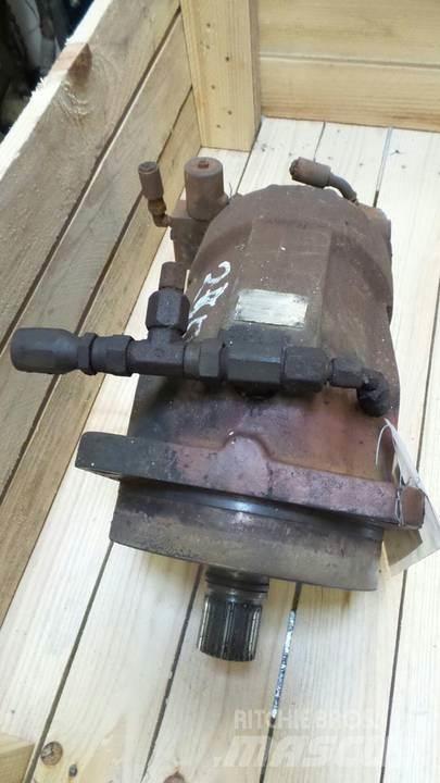 CAT 235D Hidráulica