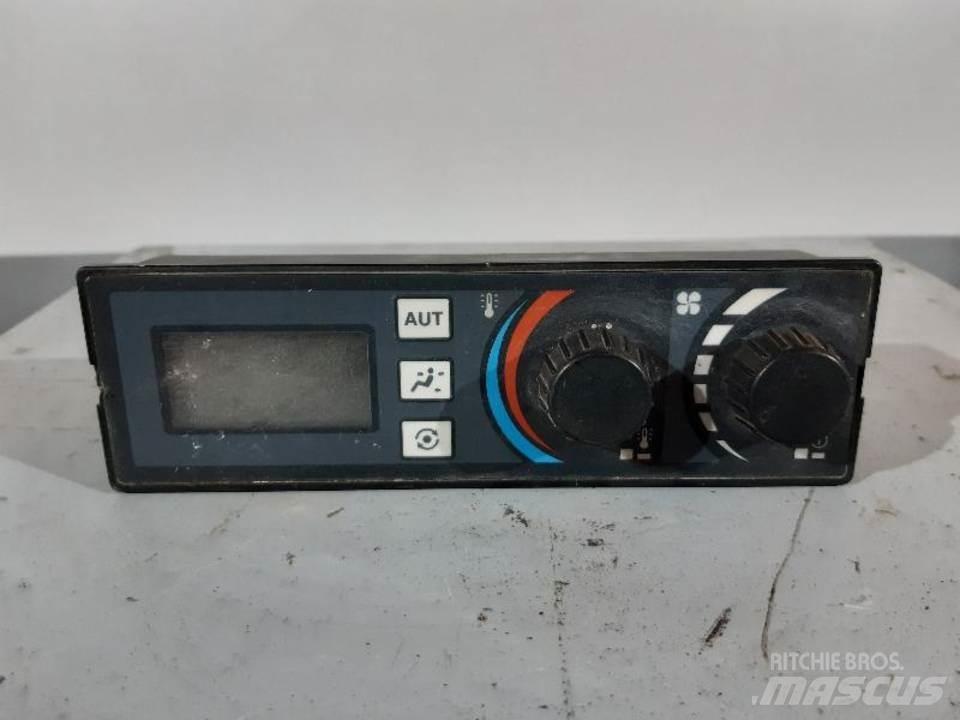 CAT 312CL Cabines e interior máquinas construção