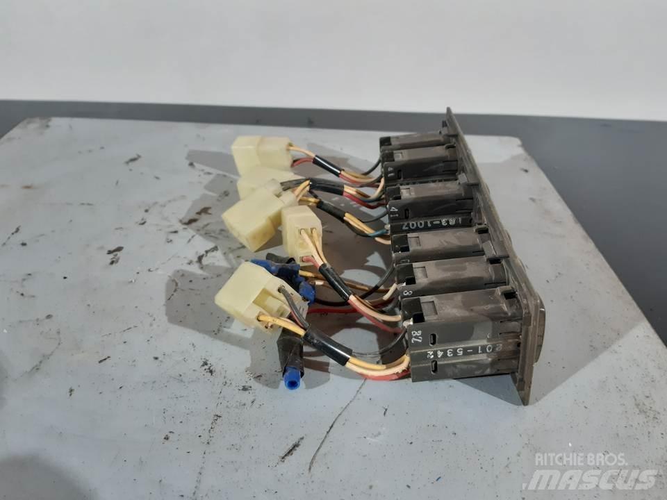 CAT 312CL Cabines e interior máquinas construção