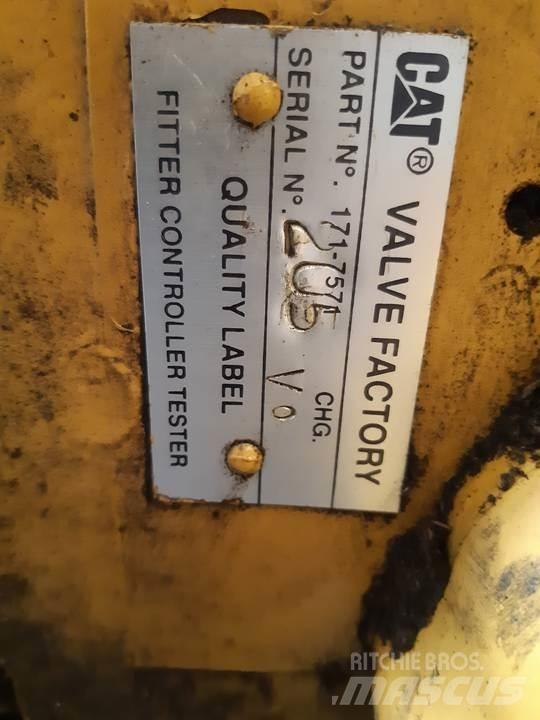 CAT 320B Hidráulica