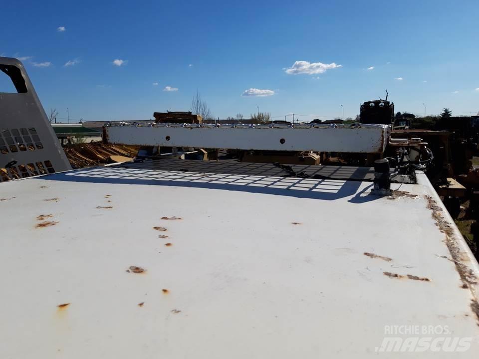 CAT 325LN Cabines e interior máquinas construção