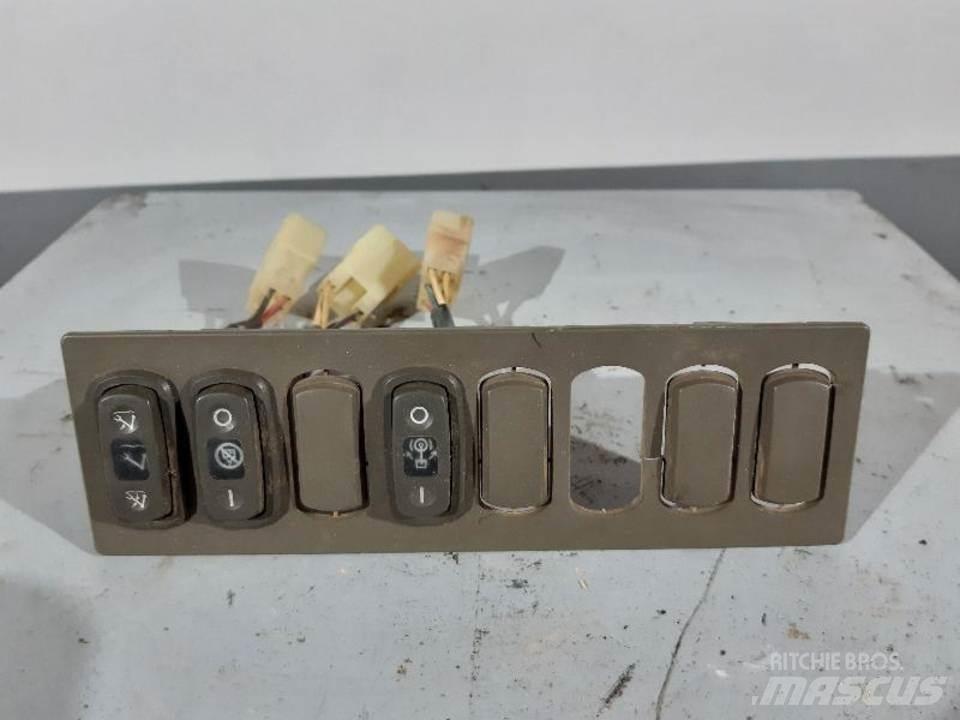 CAT 330C Cabines e interior máquinas construção