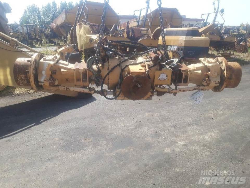 CAT 438B Transmissão