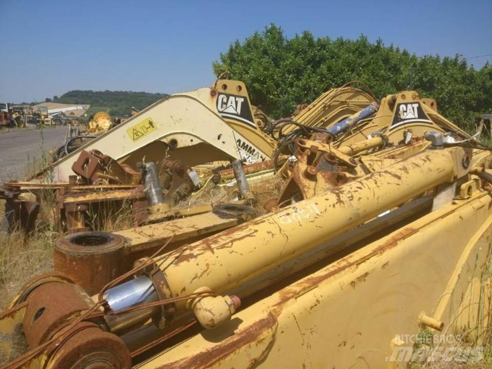 CAT 438B Hidráulica