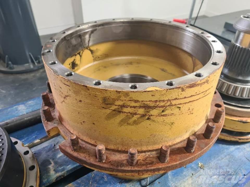 CAT 735 Transmissão