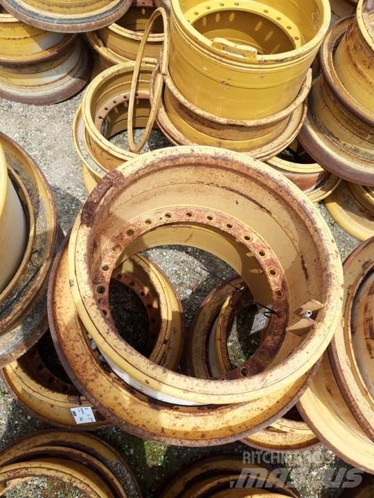 CAT 735 Rastos, correntes e material rodante