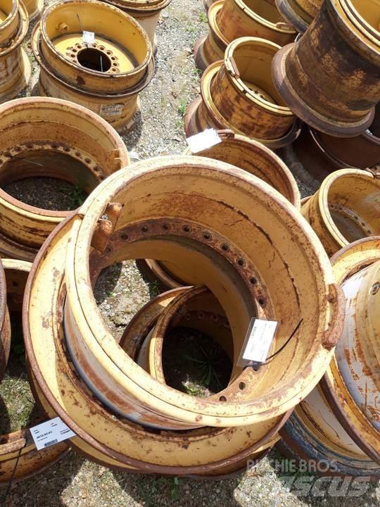 CAT 735 Rastos, correntes e material rodante