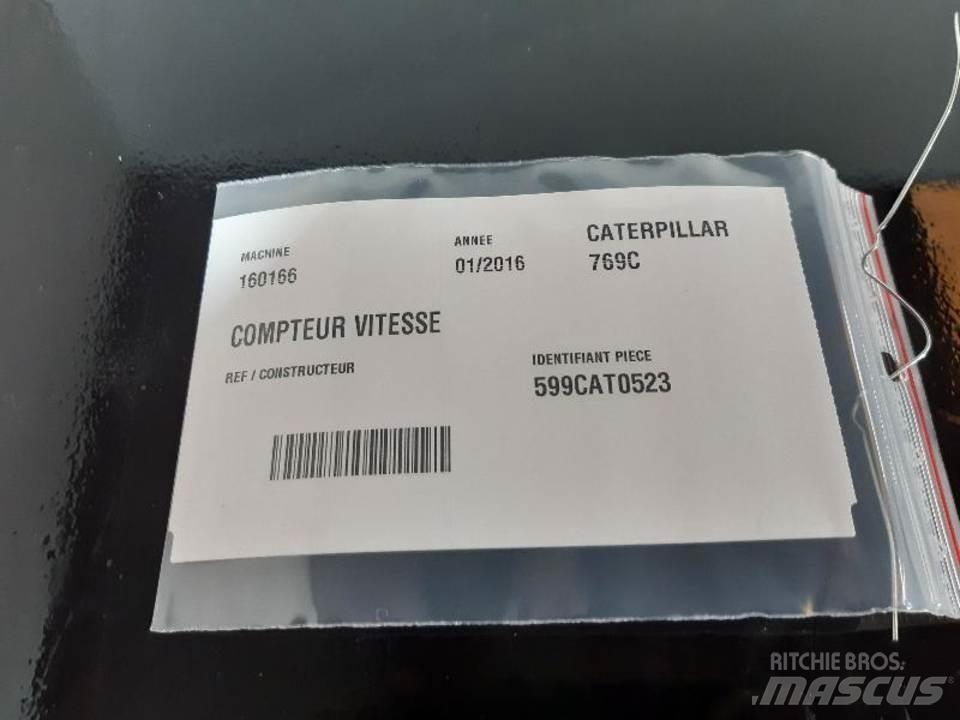 CAT 769C Cabines e interior máquinas construção