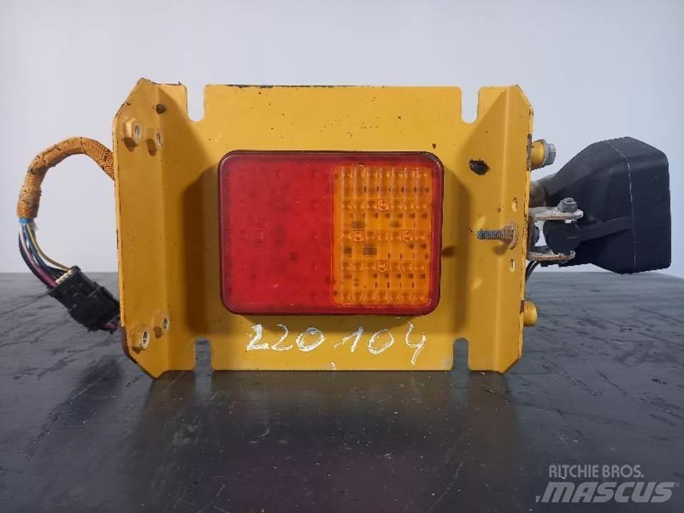 CAT 770 Cabines e interior máquinas construção