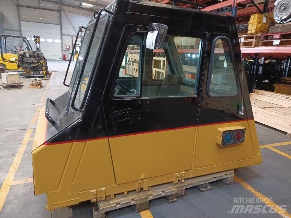 CAT 771D Cabines e interior máquinas construção