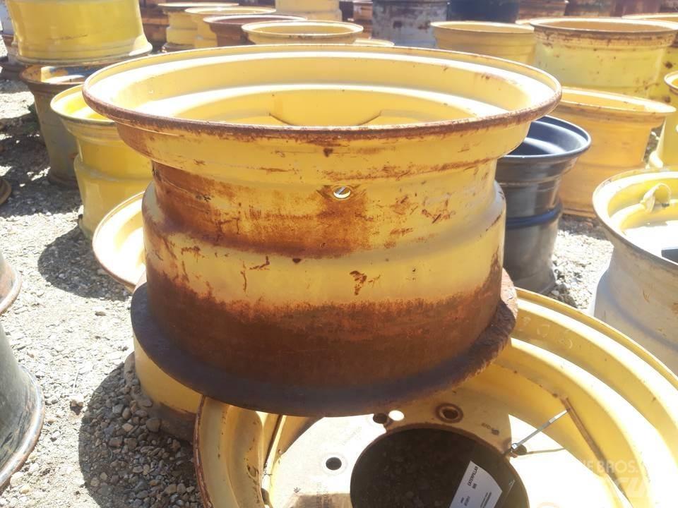 CAT 906 Rastos, correntes e material rodante