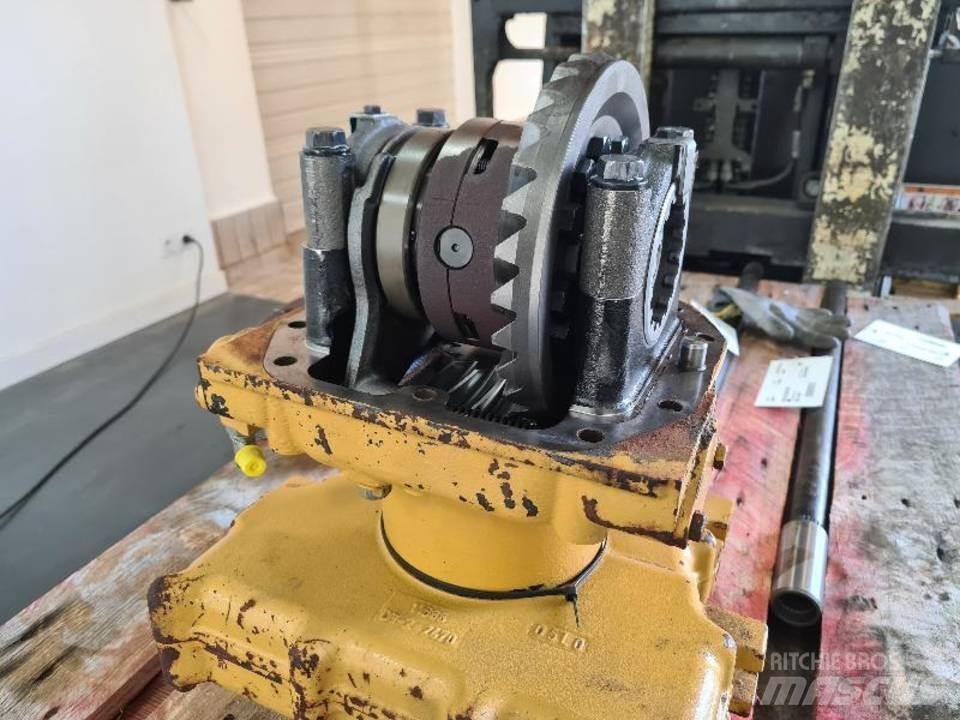 CAT 906H Transmissão