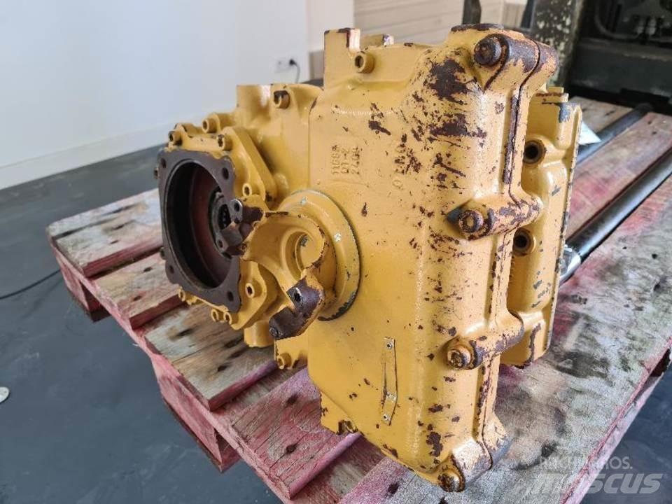 CAT 906H Transmissão