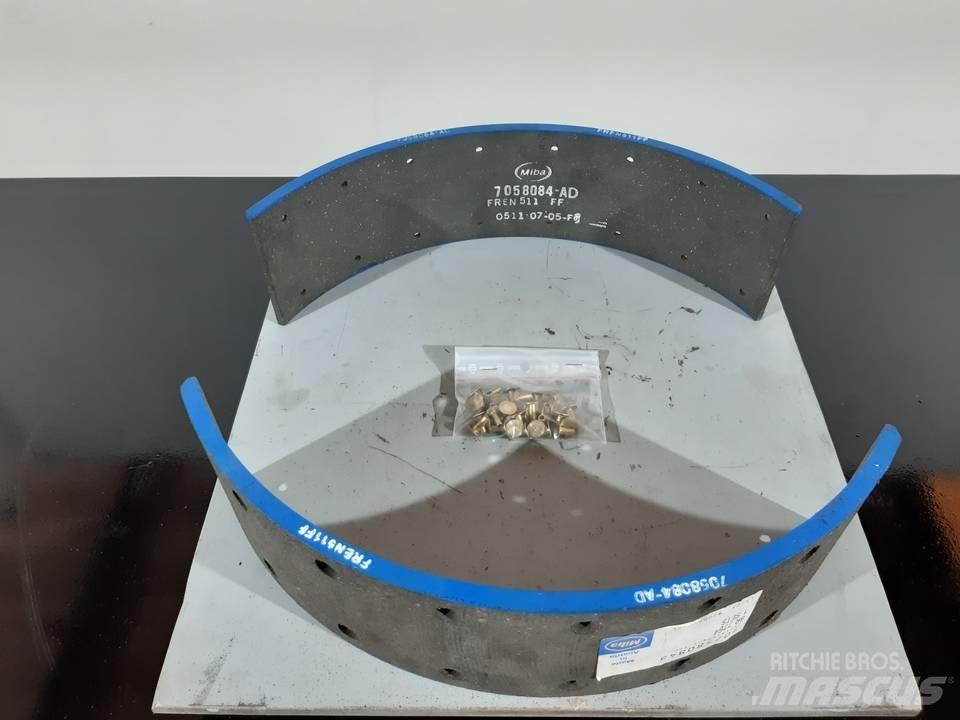 CAT 950 Rastos, correntes e material rodante