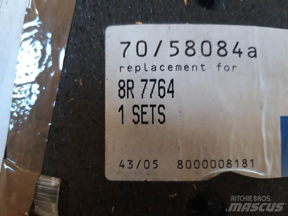 CAT 950 Rastos, correntes e material rodante