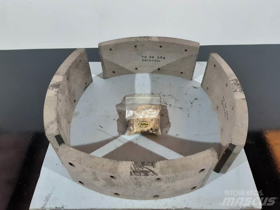 CAT 966C Rastos, correntes e material rodante