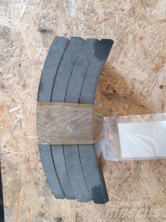 CAT 966C Rastos, correntes e material rodante