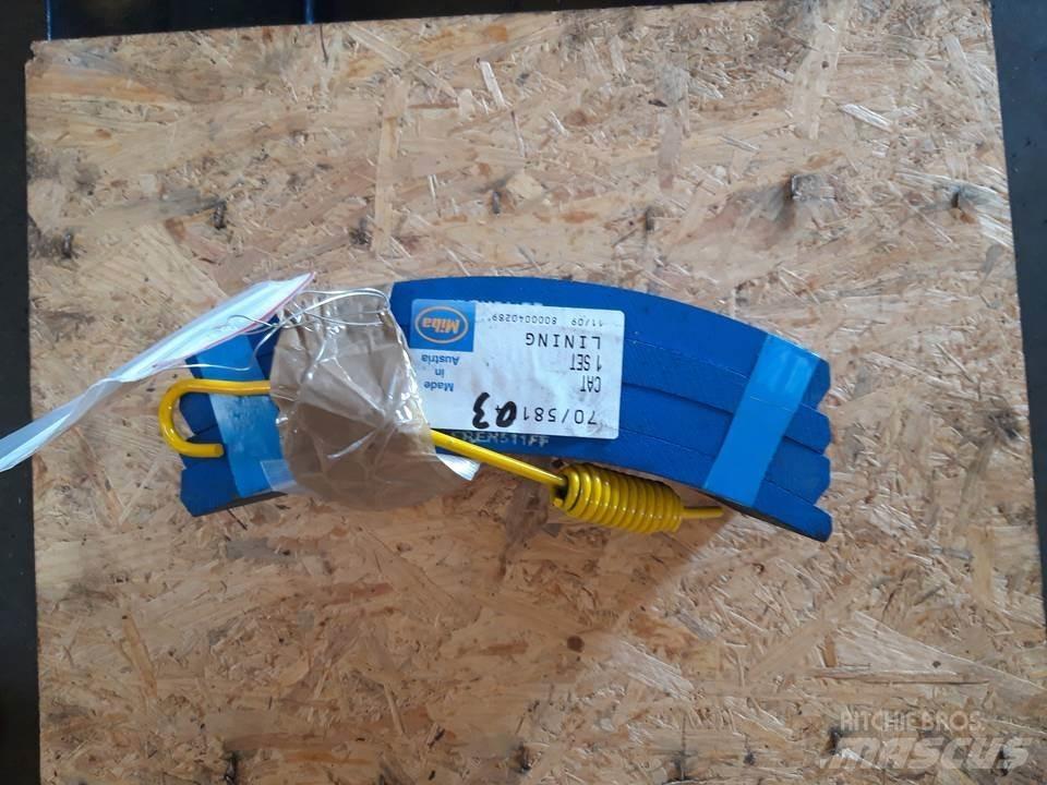 CAT 966D Rastos, correntes e material rodante