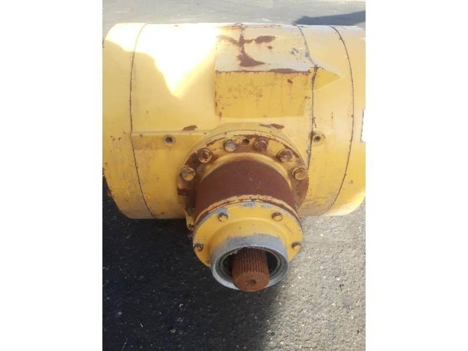 CAT 966H Transmissão