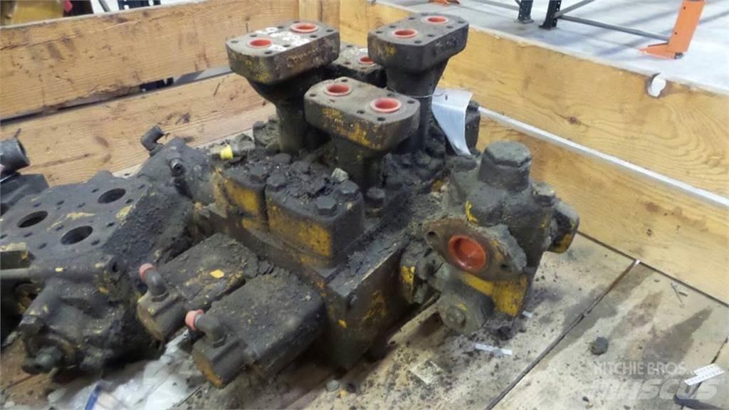 CAT 988B Hidráulica