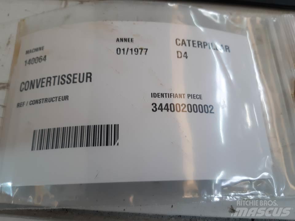 CAT D4 Transmissão