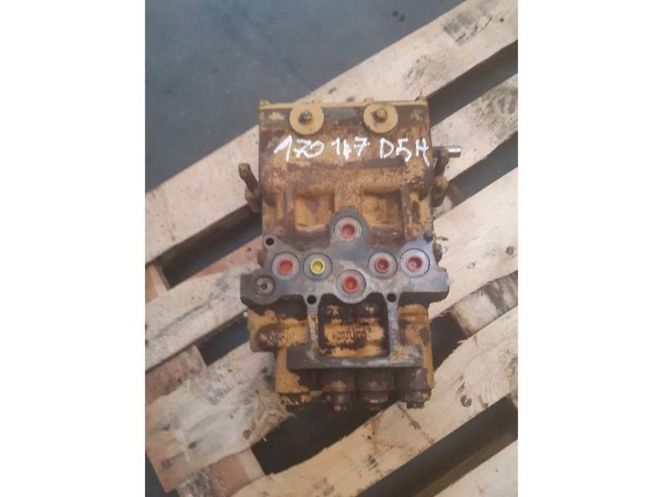 CAT D5H Hidráulica
