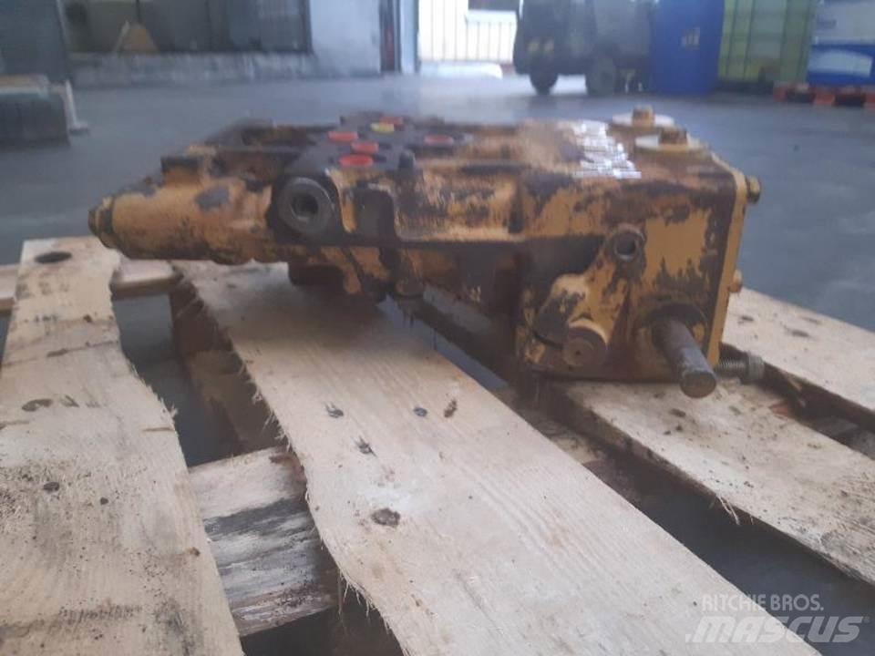 CAT D5H Hidráulica