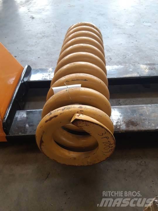 CAT D7F Rastos, correntes e material rodante