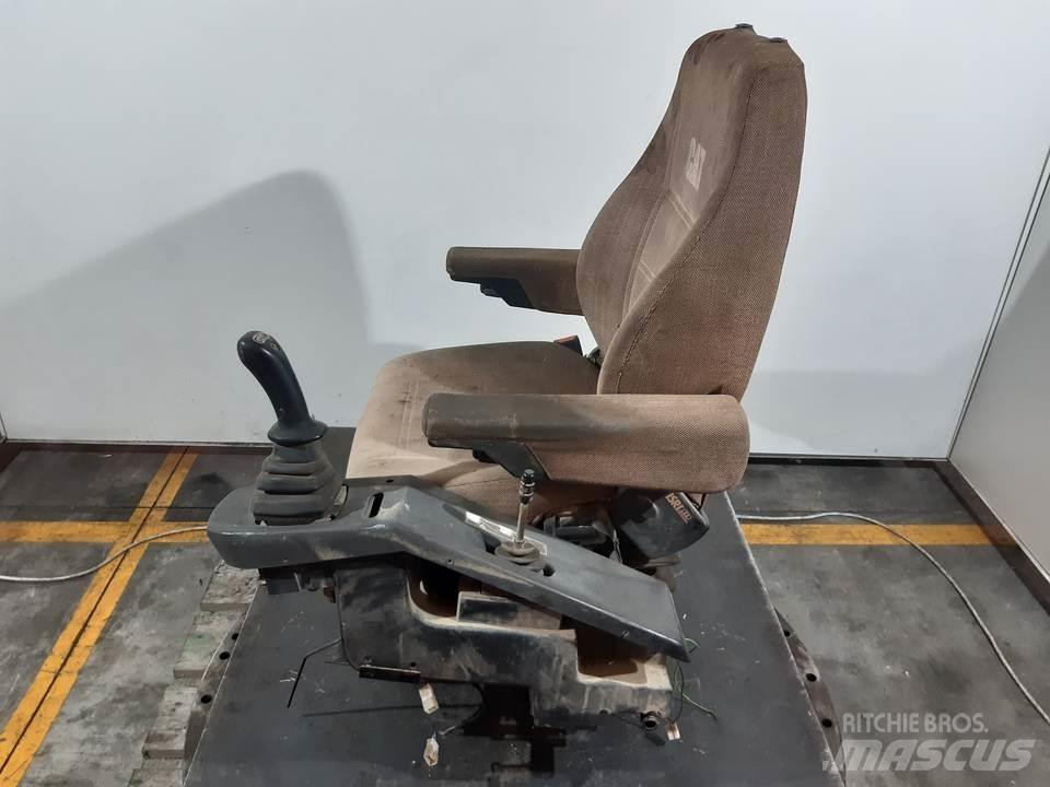 CAT M312 Cabines e interior máquinas construção