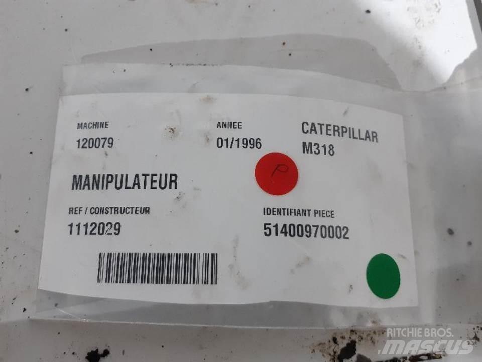 CAT M318 Cabines e interior máquinas construção