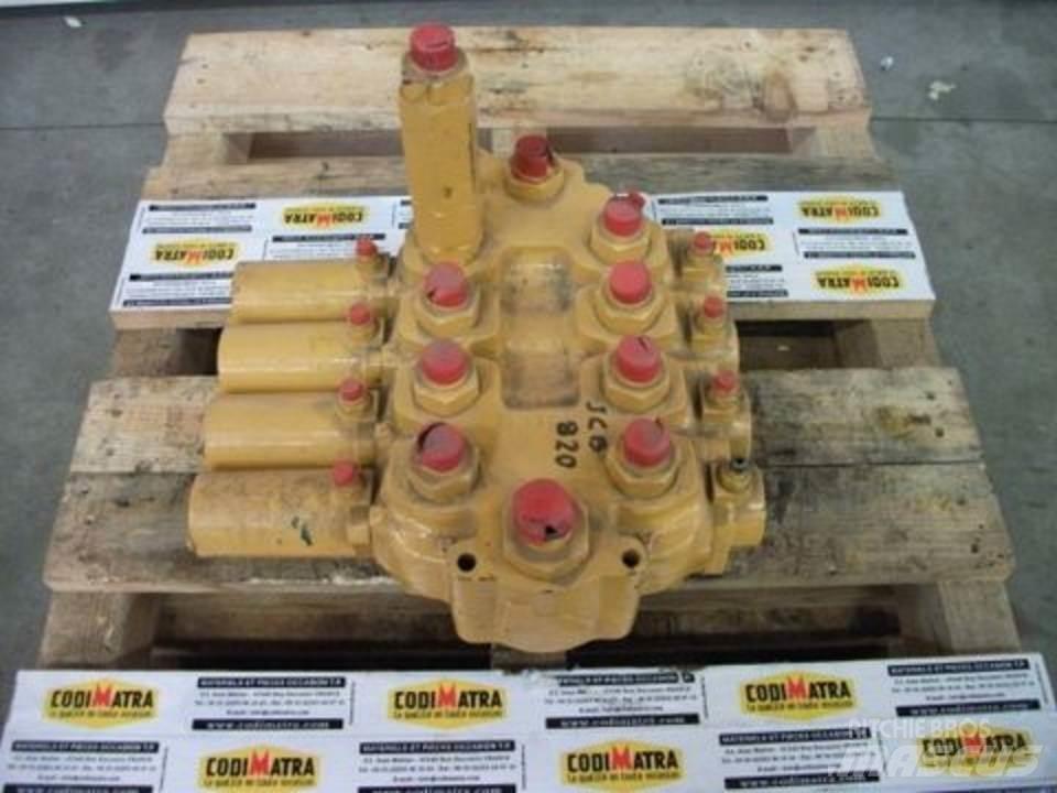 JCB 820 Hidráulica