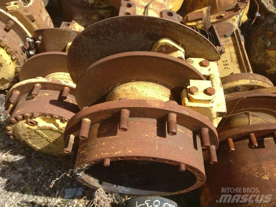 Volvo A25 Transmissão