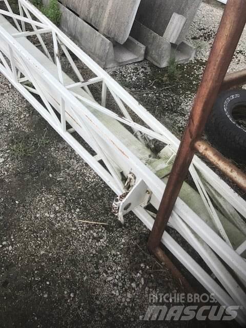 Terex  Lanças e braços dippers