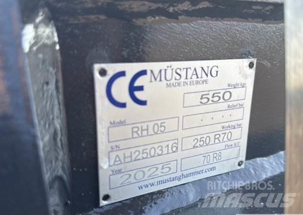  _JINÉ MUSTANG RH05 Britadeiras