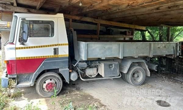 Nissan L351 Camiões Ampliroll
