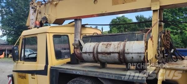 Tatra 815 AD 28 Camiões grua